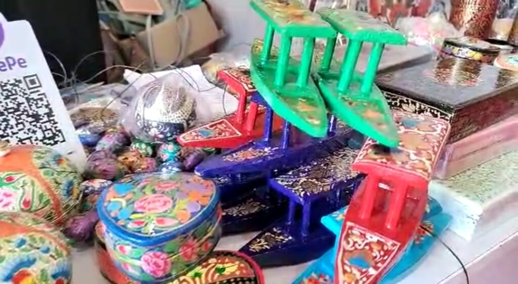 SARAS: Uplifting Rural Women Through Handicrafts