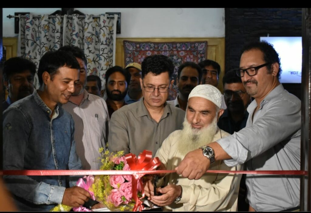 Handicrafts & Handloom Department Kashmir organizes Calligraphy Exhibition