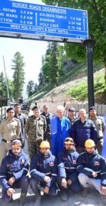 LG Manoj Sinha Inspects Yatri Niwas, Reviews Amarnath Yatra Preparations at Baltal