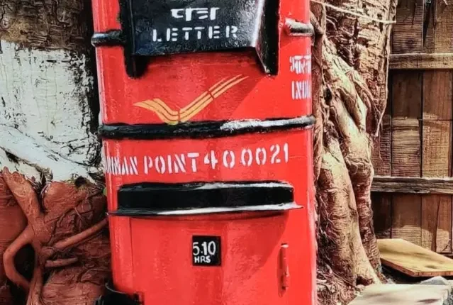 From Letters to the Cloud Post Office Goes Digital