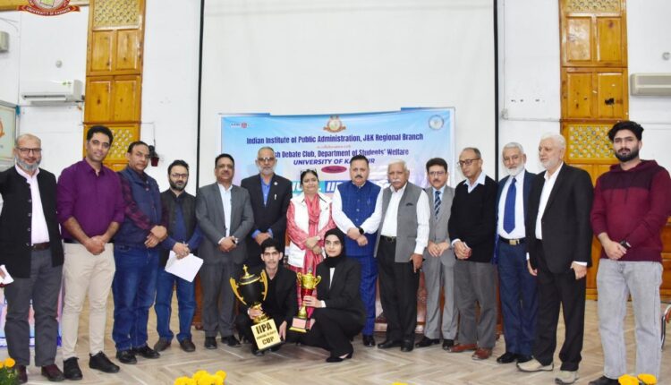 IIPA and KU Host Spirited Debate on City Life