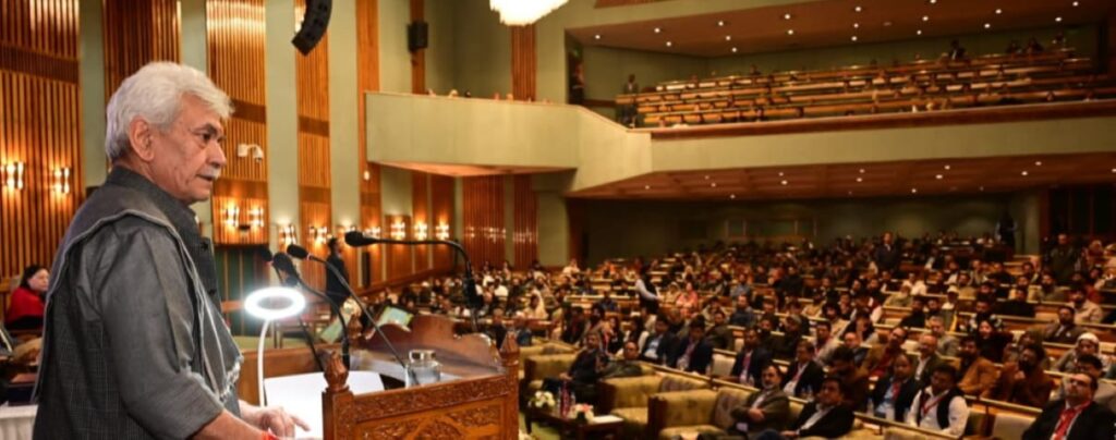 LG Sinha Addresses ‘Self-Reliant India Fund Outreach’ Event in Srinagar