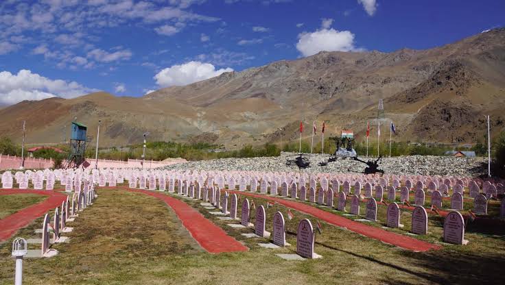 India Honours High-Altitude Heroes